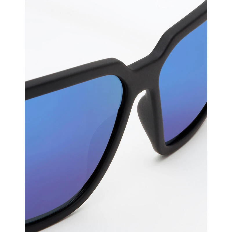 HAWKERS Gafas De Sol Para Hombres Y Mujeres MOTION Carbon Black Sky 4 HAWKERS Gafas De Sol Para Hombres Y Mujeres MOTION Carbon Black Sky - Imagen 4